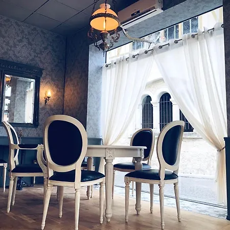 L'entree D'hotes Bar & Restaurant 4* Castillonnès