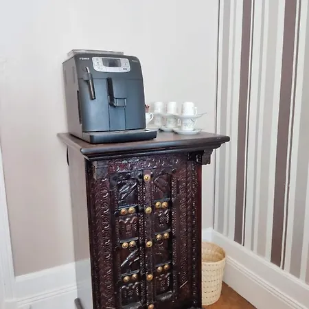 L'entree D'hotes Bar & Restaurant فندق مبيت وإفطار Castillonnès