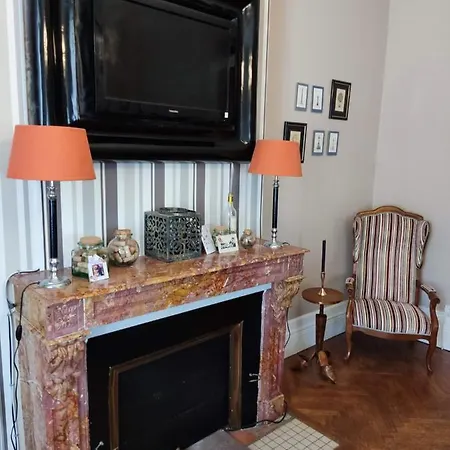 L'entree D'hotes Bar & Restaurant فندق مبيت وإفطار 4*