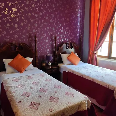 L'entree D'hotes Bar & Restaurant فندق مبيت وإفطار Castillonnès