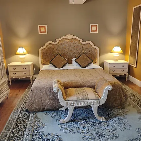 L'entree D'hotes Bar & Restaurant Oda ve Kahvaltı Castillonnès