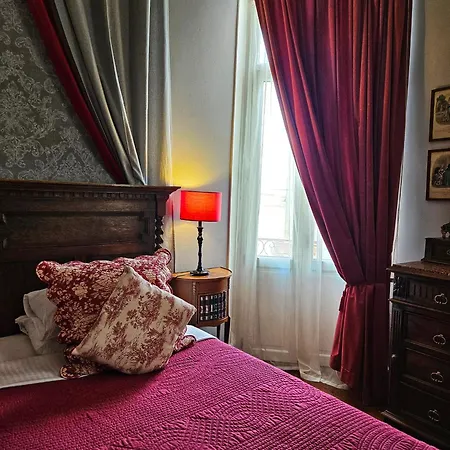 L'entree D'hotes Bar & Restaurant Oda ve Kahvaltı