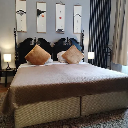 L'entree D'hotes Bar & Restaurant Oda ve Kahvaltı