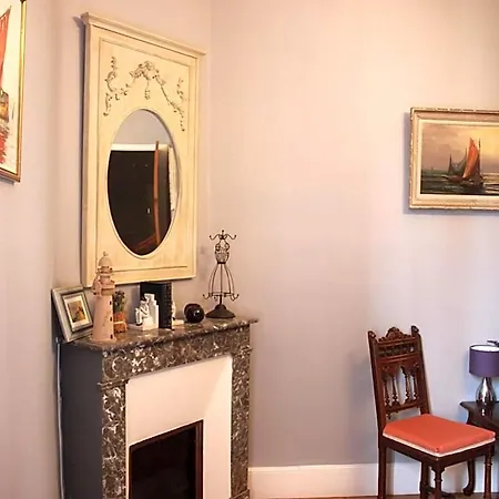 L'Entree Chambres D'Hotes Bar & Restaurant 4* Castillonnes