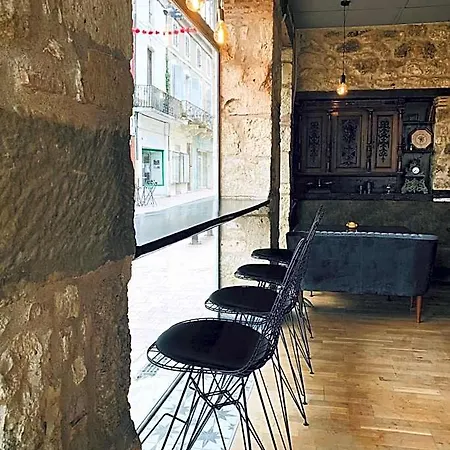 L'entree D'hotes Bar & Restaurant