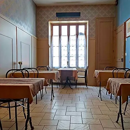 Bed & Breakfast L'Entree Chambres D'Hotes Bar & Restaurant Castillonnes