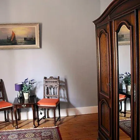 Bed & Breakfast L'Entree Chambres D'Hotes Bar & Restaurant 4*