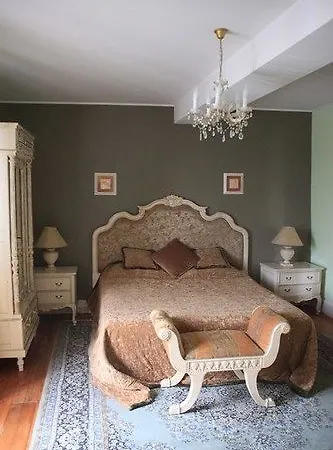 L'entree D'hotes Bar & Restaurant فندق مبيت وإفطار 4*