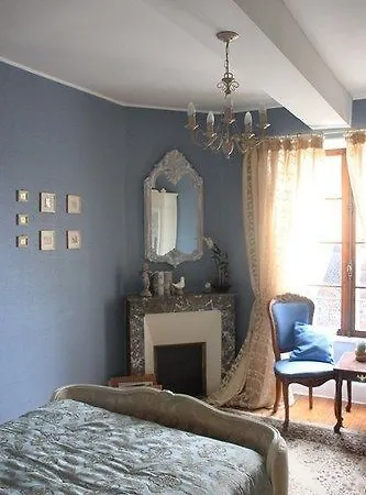 L'entree D'hotes Bar & Restaurant فندق مبيت وإفطار Castillonnès