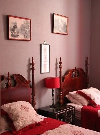 L'entree D'hotes Bar & Restaurant فندق مبيت وإفطار Castillonnès