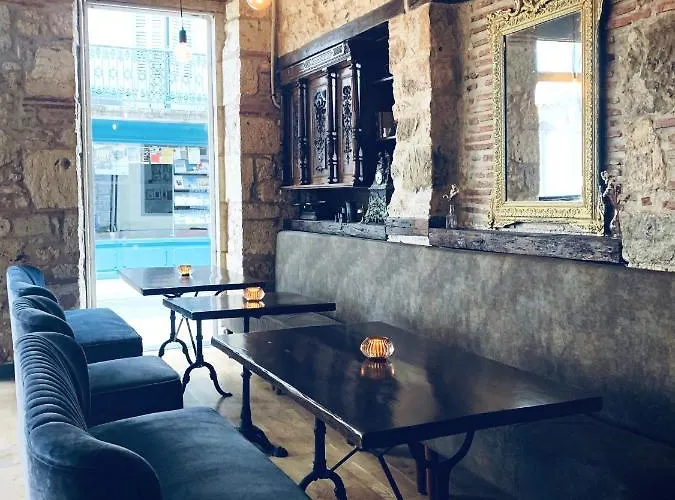 Bed & Breakfast L'entree D'hotes Bar & Restaurant 4*