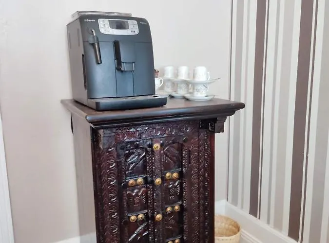 L'entree D'hotes Bar & Restaurant Bed & Breakfast Castillonnès