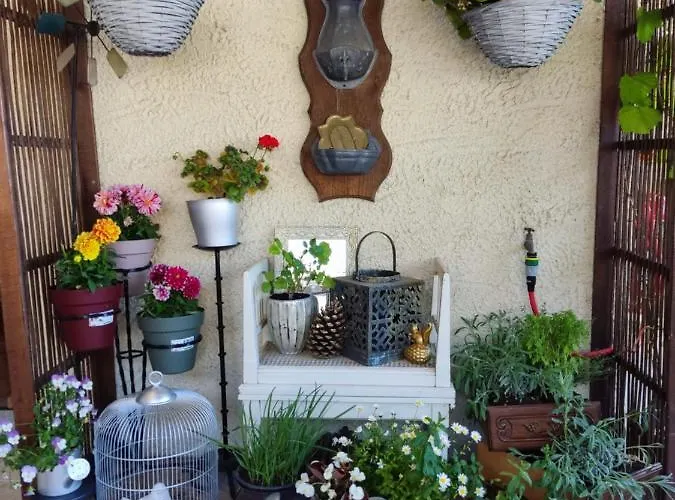 Bed & Breakfast L'entree D'hotes Bar & Restaurant 4*