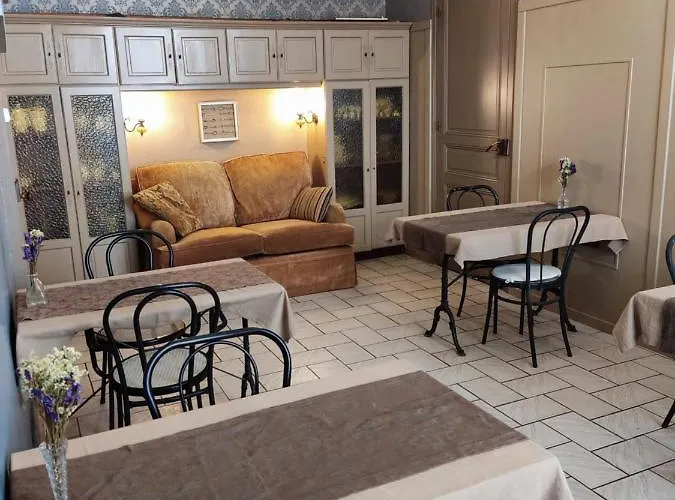 L'entree D'hotes Bar & Restaurant