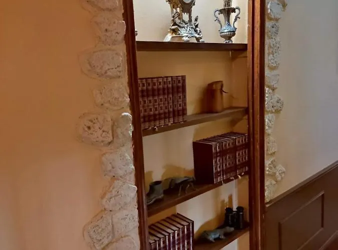 Bed & Breakfast L'entree D'hotes Bar & Restaurant Castillonnès