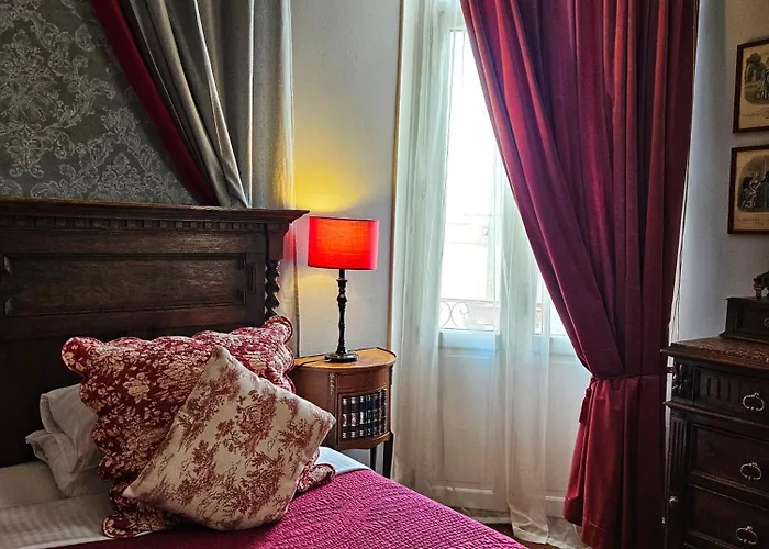 L'entree D'hotes Bar & Restaurant Bed & Breakfast