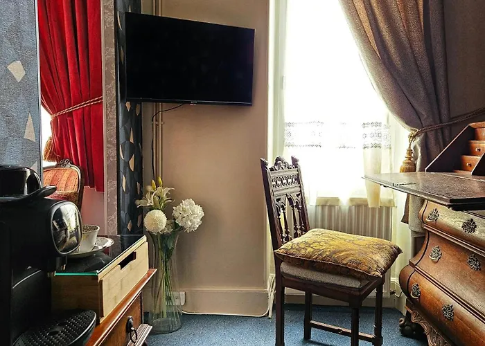 Bed & Breakfast L'entree D'hotes Bar & Restaurant