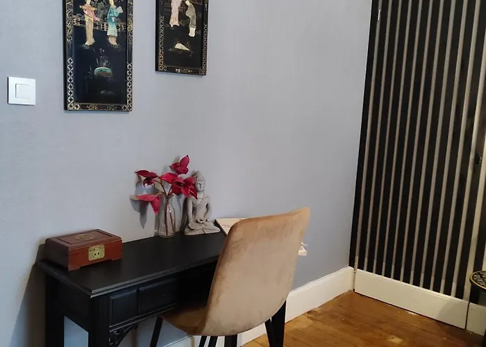 Bed & Breakfast L'entree D'hotes Bar & Restaurant Castillonnès