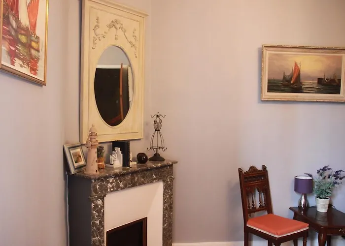 L'entree D'hotes Bar & Restaurant Bed & Breakfast 4*