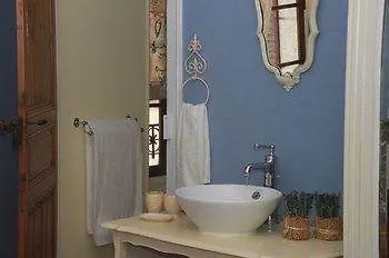 Bed & Breakfast L'entree D'hotes Bar & Restaurant Castillonnès