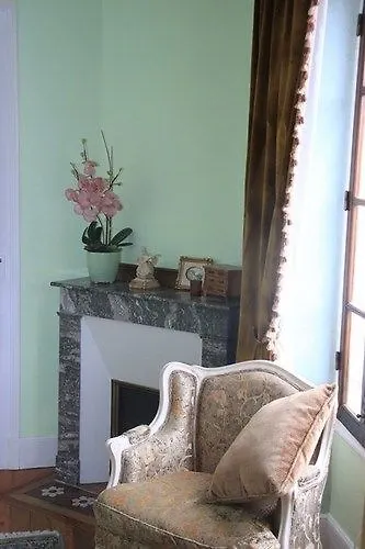 L'entree D'hotes Bar & Restaurant Bed & Breakfast